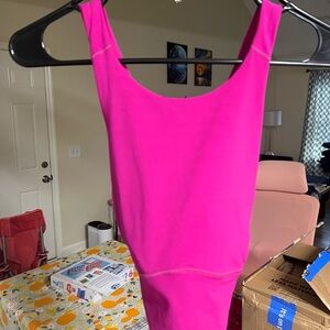 Lululemon key to balance cropped tank